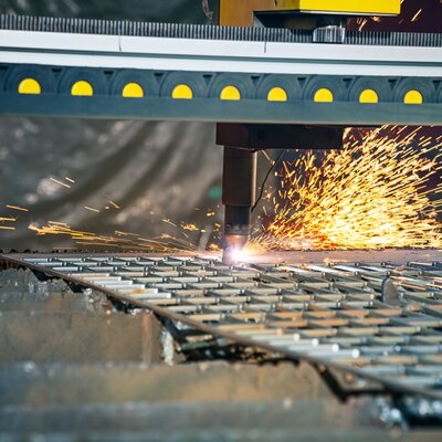 Arc cutting, UK - Eliminating Unscheduled Maintenance in Arc Cutting and Welding Fume Filtration | Case Study Arc cutting UK | Hengst Filtration